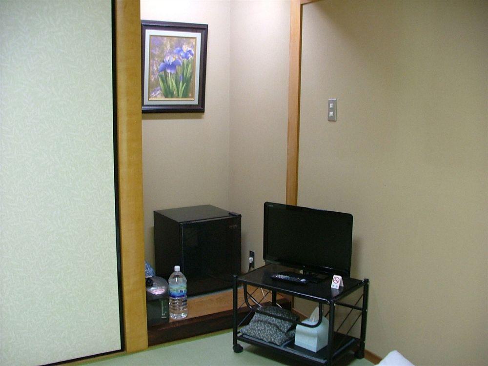 Miyajima Hotel New Kotobuki Hatsukaichi Exteriör bild